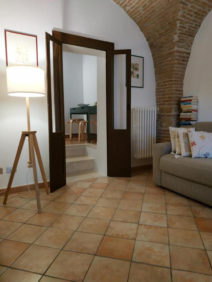 Bed And Breakfast In Piazza Orazio فينوسا المظهر الخارجي الصورة
