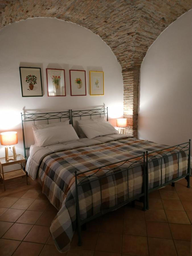 Bed And Breakfast In Piazza Orazio فينوسا المظهر الخارجي الصورة