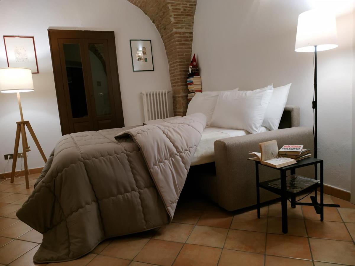 Bed And Breakfast In Piazza Orazio فينوسا المظهر الخارجي الصورة